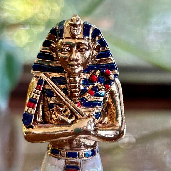 Vintage Egyptian Pharaoh Figurine – Gold & Enamel King Tut Statue – 2.75” Tall - Picture 6 of 10